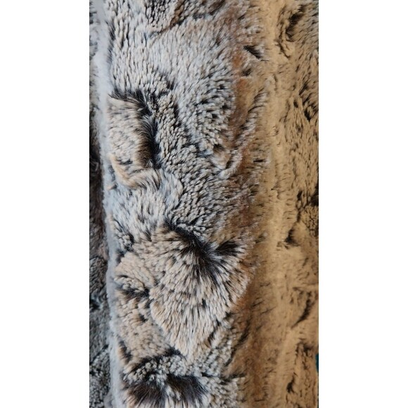 WD NY Faux Fur Vest Women Size Large Open Front Cream, Brwn and Gray - Picture 8 of 9